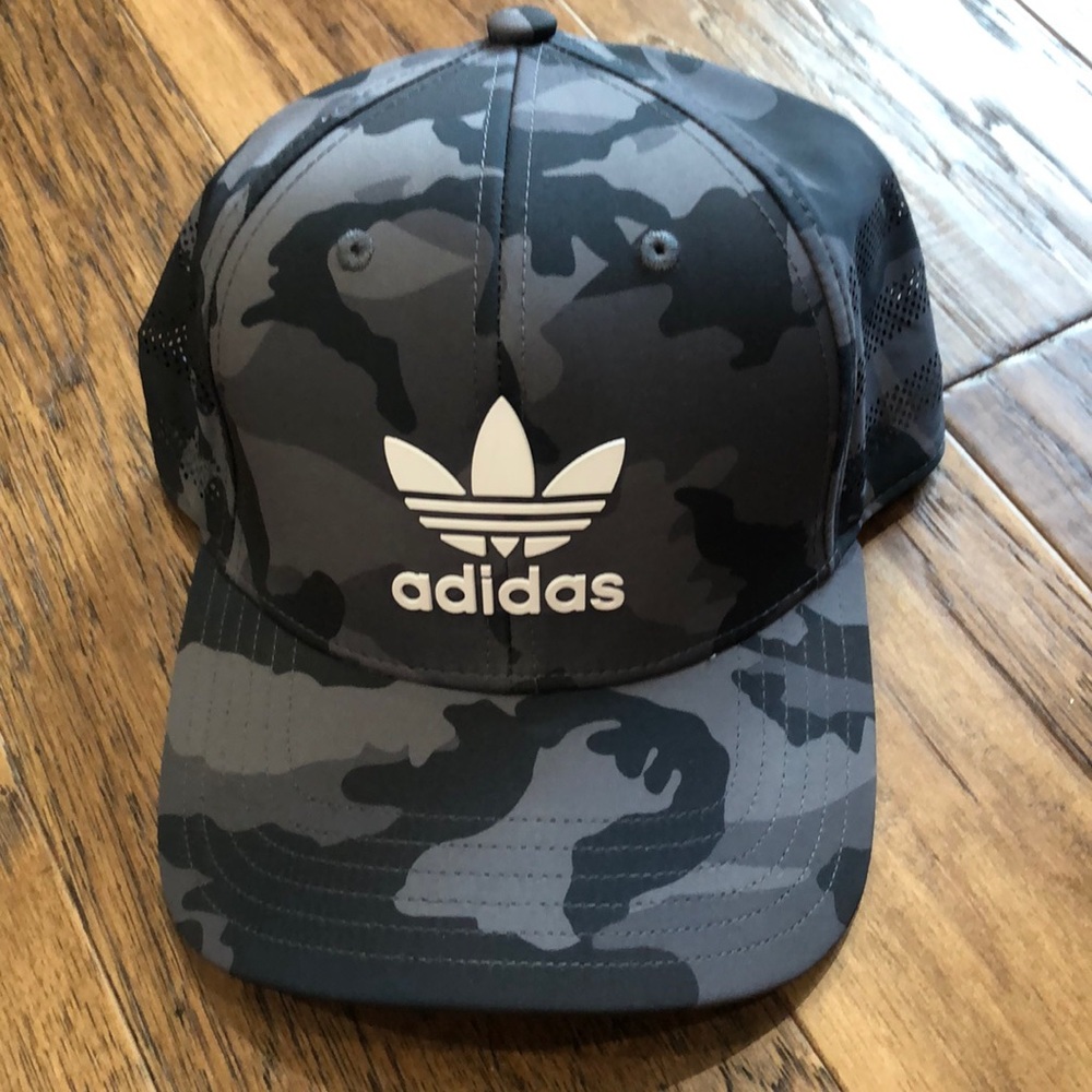 adidas Men's Gray Black Camo Trucker Hat